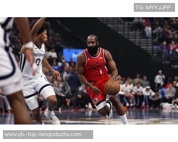 快船对决灰熊博格丹缺阵四场哈登小卡状态良好可出战 快船对决灰熊博格丹缺阵四场哈登小卡状态良好可出战