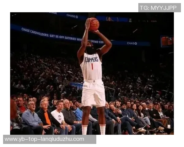 哈登生涯得分逼近28000分即将成为NBA历史第11位28000分先生 哈登生涯得分逼近28000分即将成为NBA历史第11位28000分先生