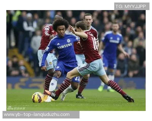 布尔克解析中超判罚标准与欧洲差异深刻体会比赛规则的不同之处 布尔克解析中超判罚标准与欧洲差异深刻体会比赛规则的不同之处